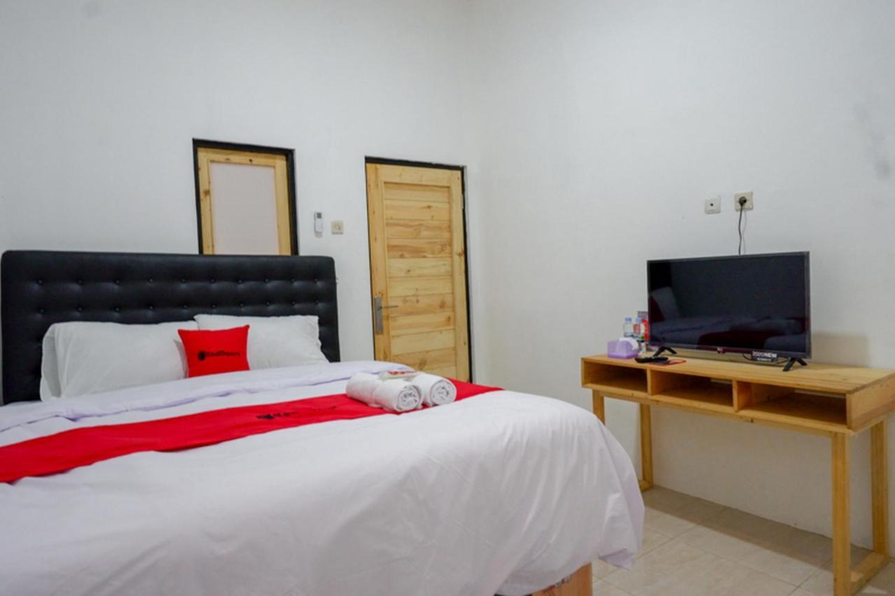 Reddoorz @ Demangan Sari Residence Pakualaman Exterior foto