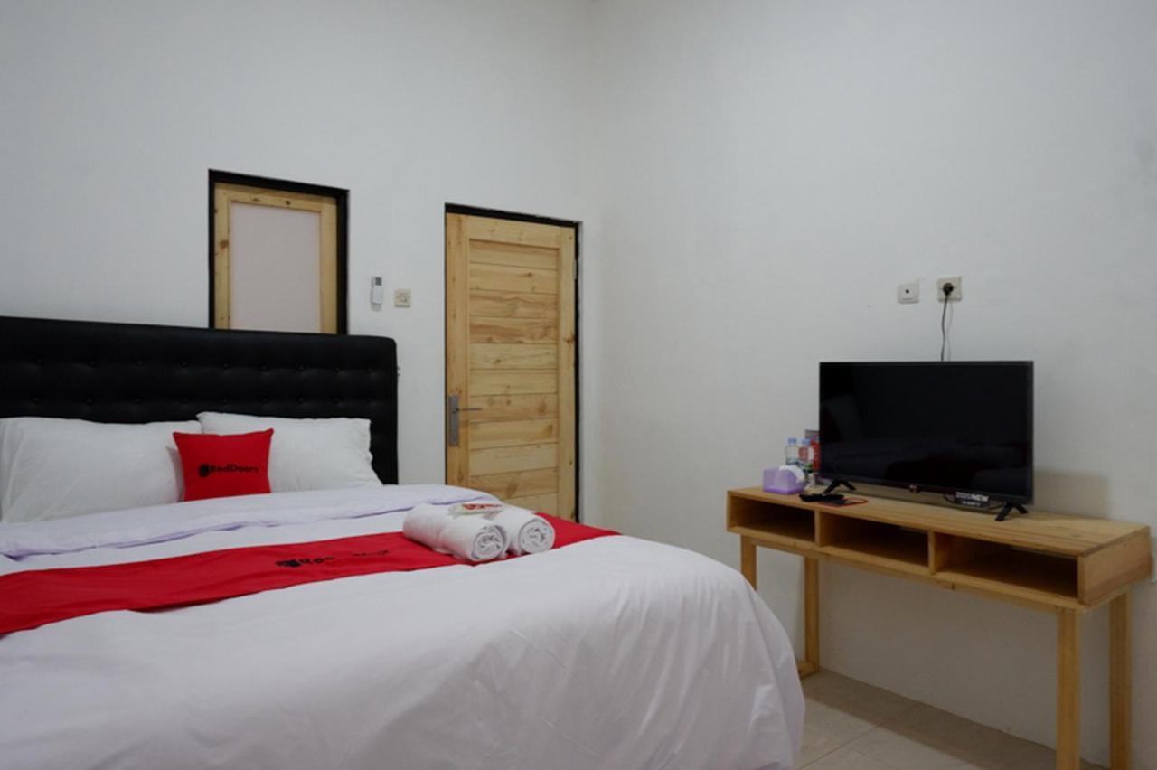 Reddoorz @ Demangan Sari Residence Pakualaman Exterior foto